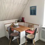 Inselnest gemütliche Ferienwohnung mit Terrasse nahe Apartamento Tönning