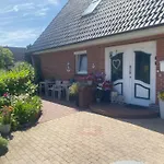 Inselnest gemütliche Ferienwohnung mit Terrasse nahe Tönning