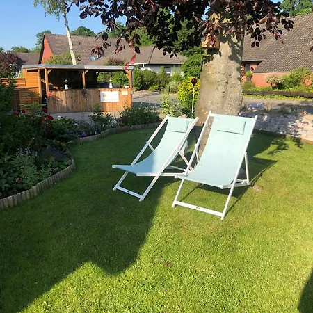 Gemuetliches Inselnest Mit Grosser Terrasse Nahe Nordsee& Hafen